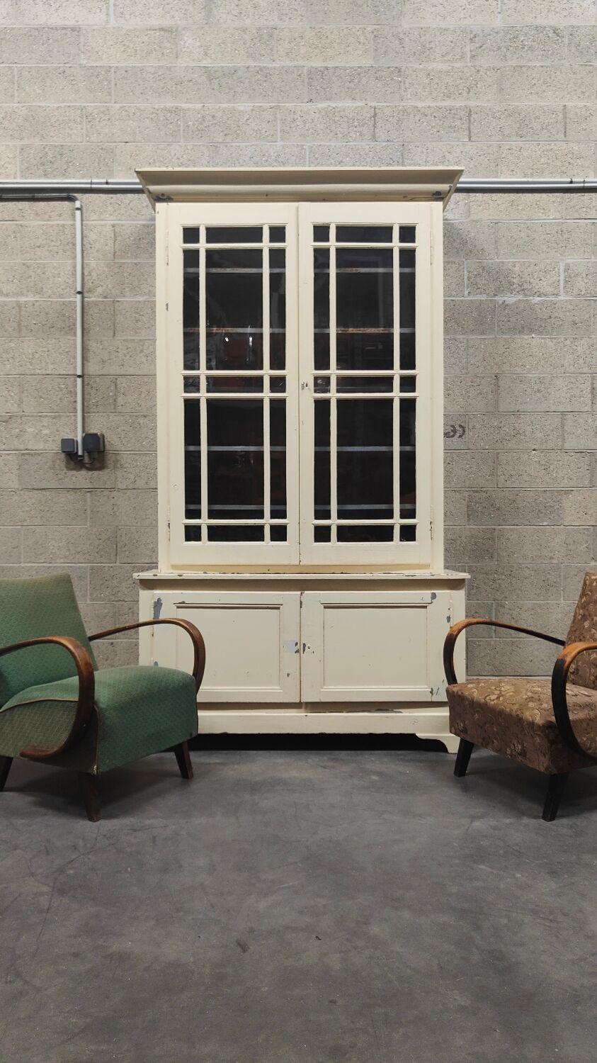 Old school library, white patinated two-body dresser, year 1888