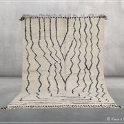 Large Beni Ouarain rug, 285 x 205 cm