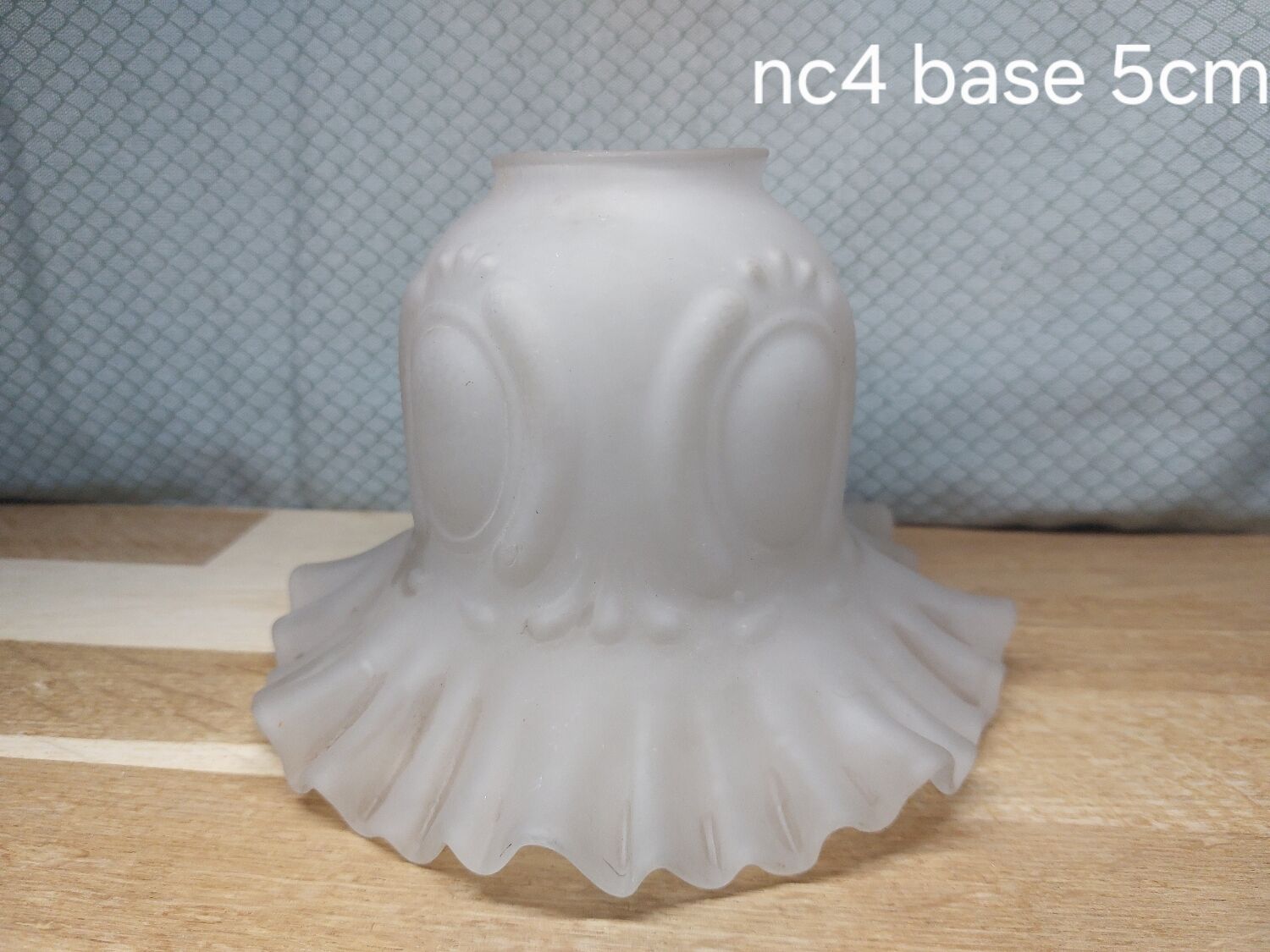 Frosted Glass Tulip Shade with Frilled Ruffles and Vintage Relief Patterns Chandelier