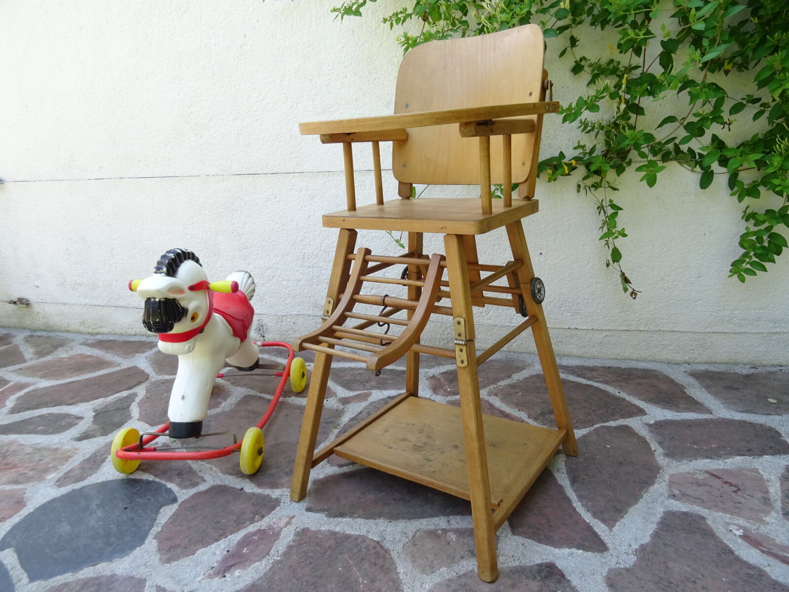 Chaise haute bébé Baumann