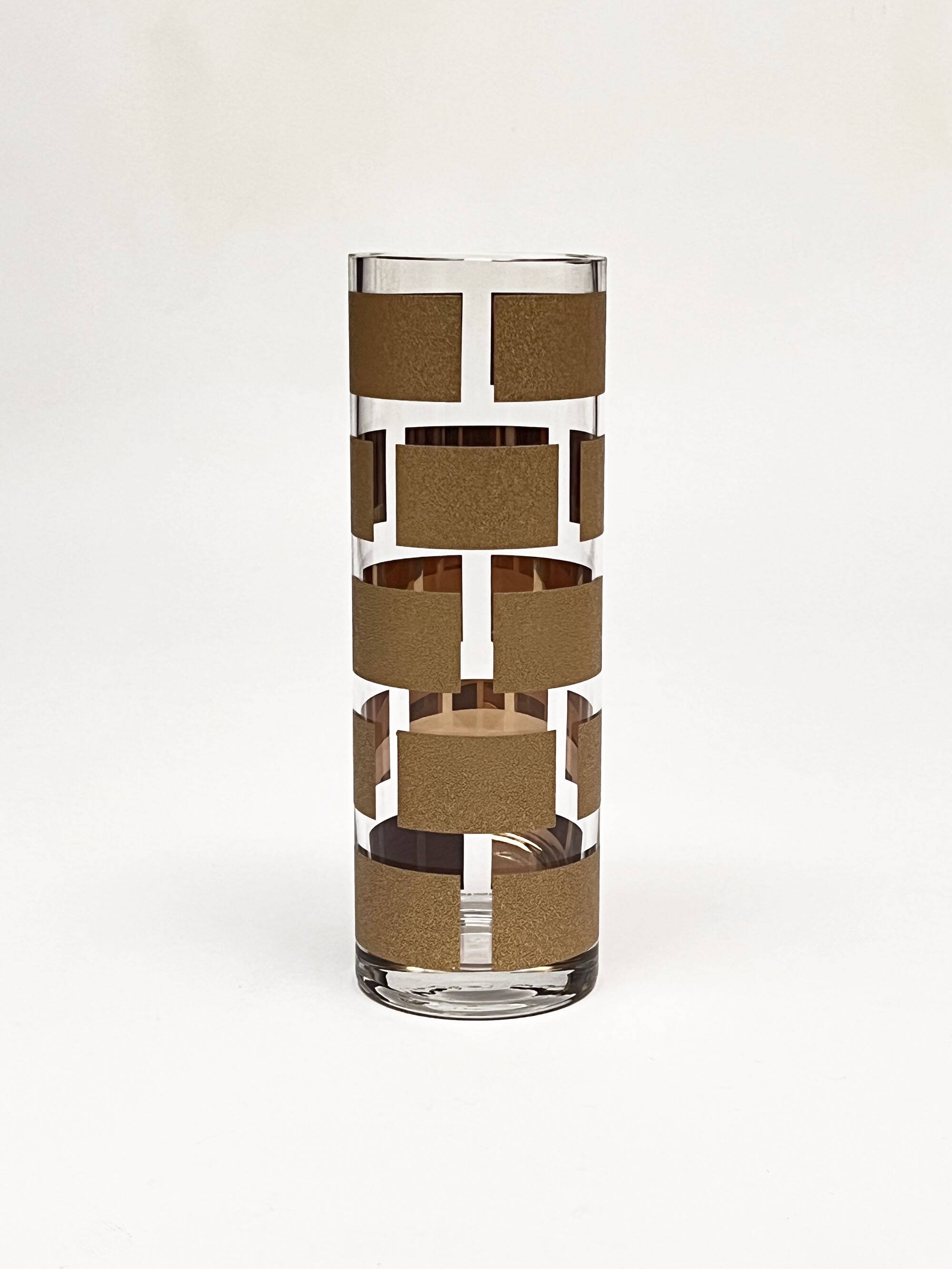 “Lara oro” vase design Defne Koz for hvc Egizia by Sottsass Associati