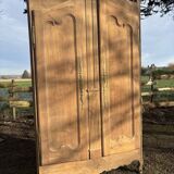 Armoire en merisier massif