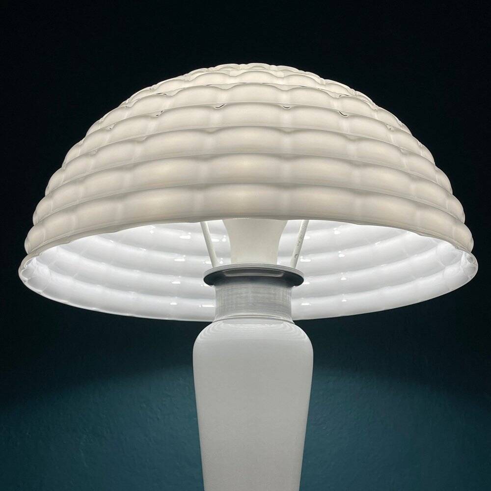 Large Mushroom Table Lamp in White Murano Glass, Italy, 1970s