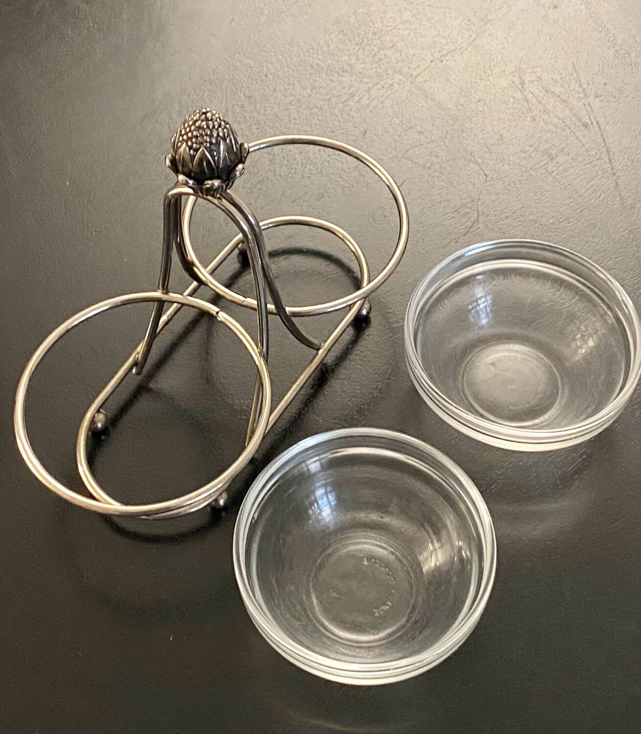 1 old aperitif server in metal and glass