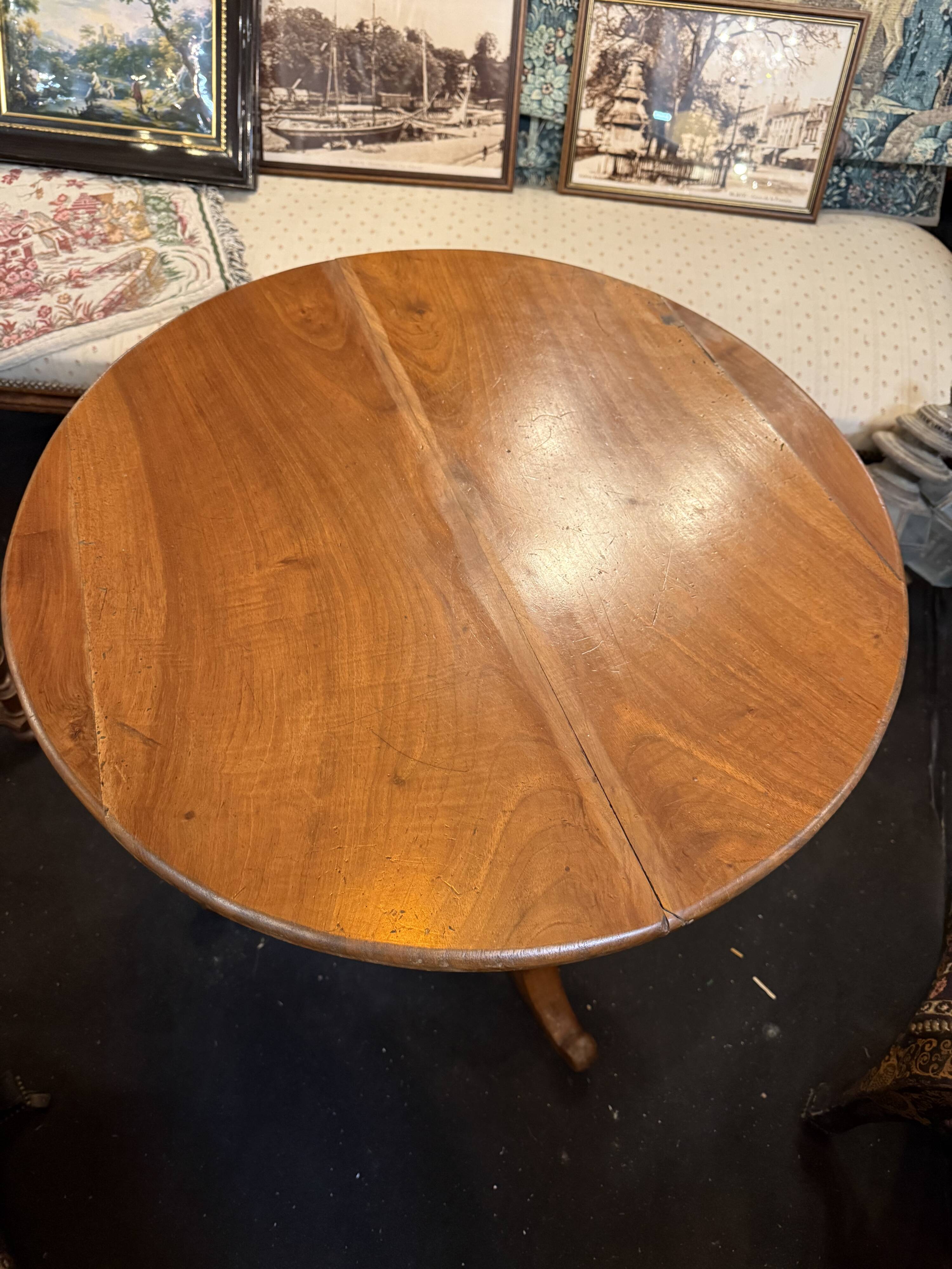 Louis Philippe walnut gueridon