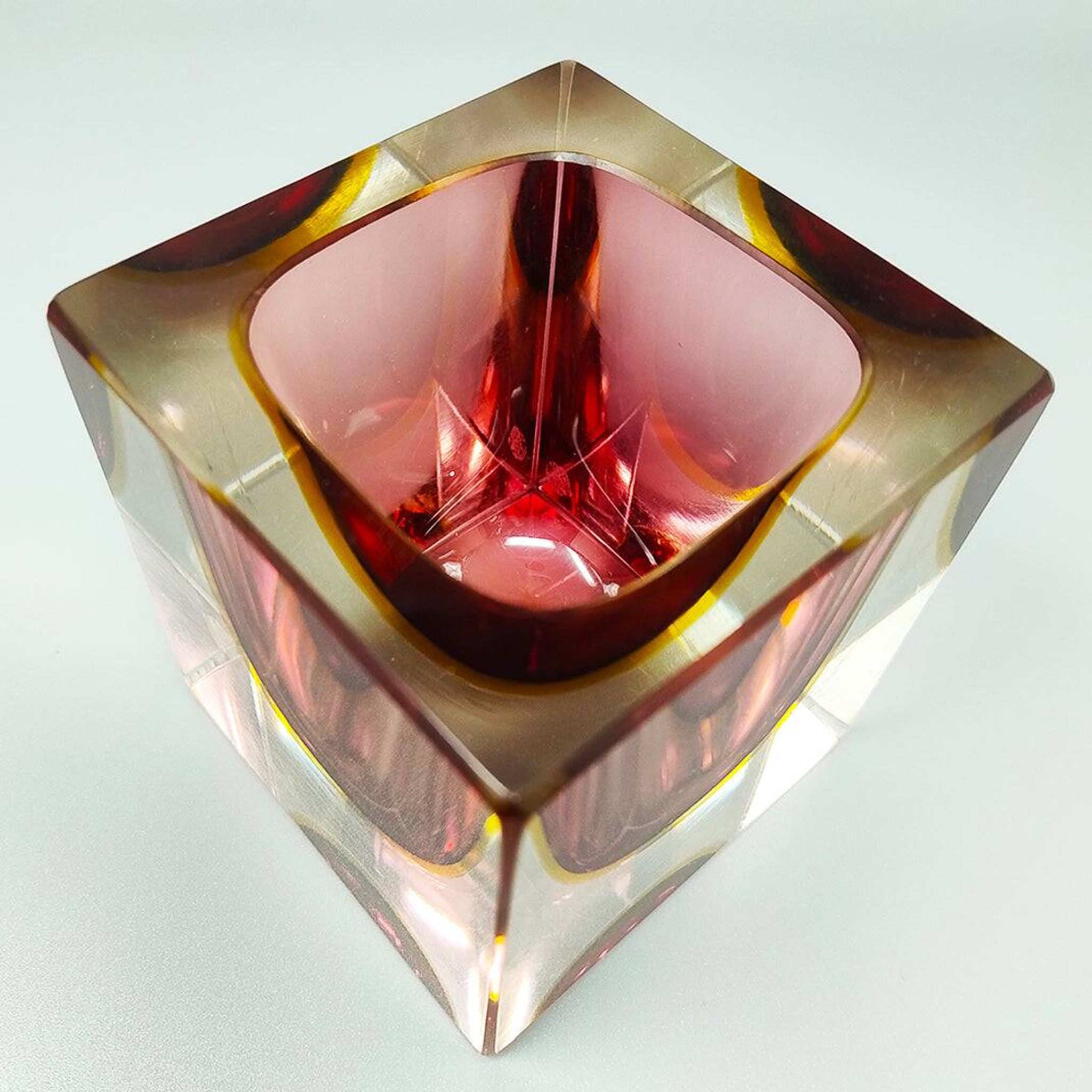 1960s Large Murano Pink Ashtray or Catch-All By Flavio Poli for Seguso