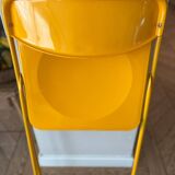 Chaise pliante jaune