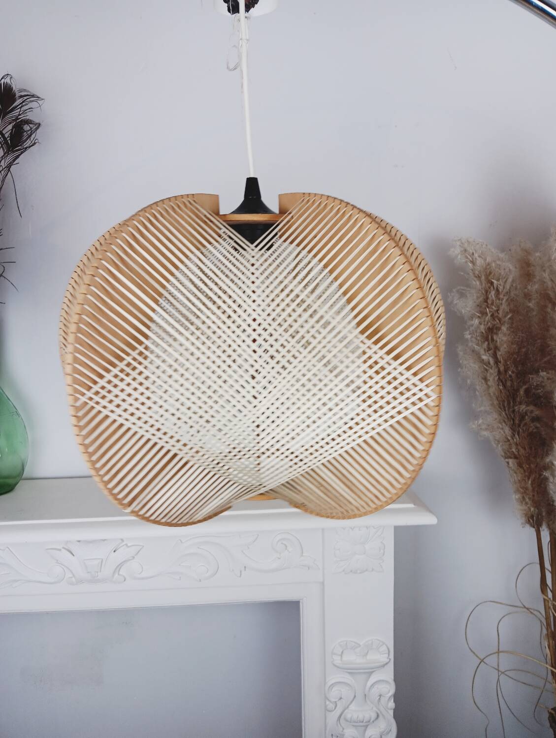 Vintage wood and wicker suspension design