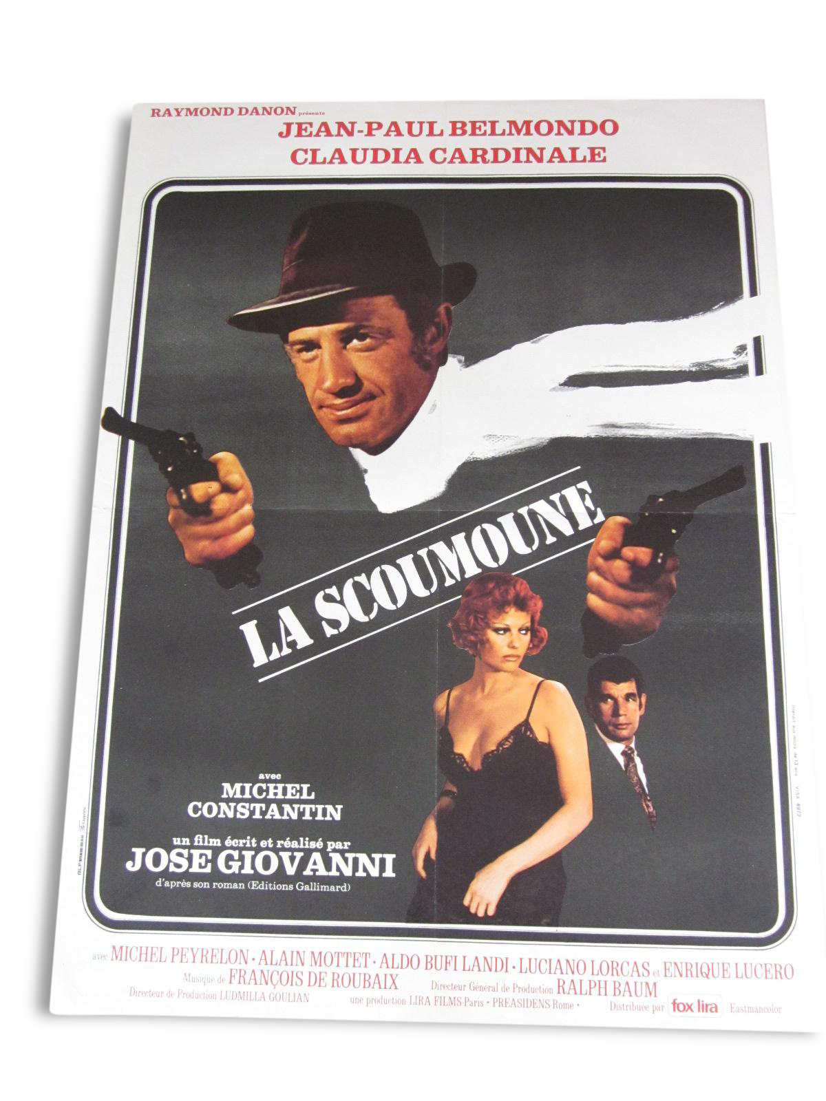 Displays the instincts.