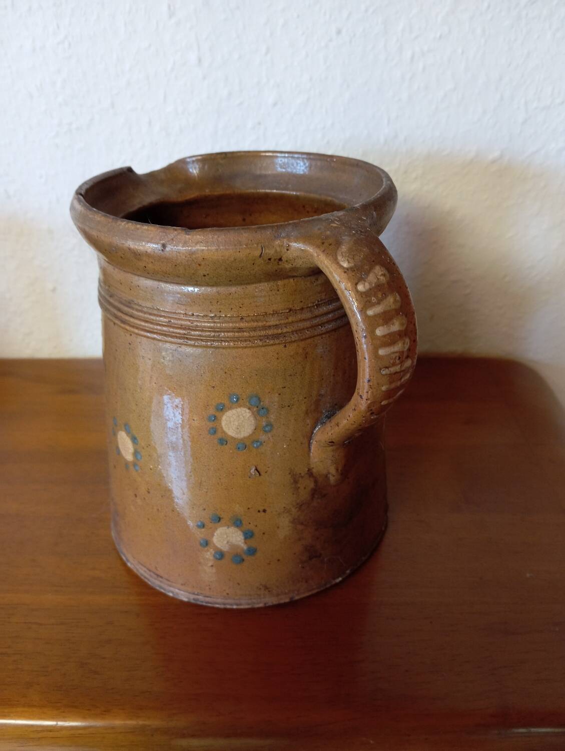 Old Soufflenheim pot from the end of the 19th century