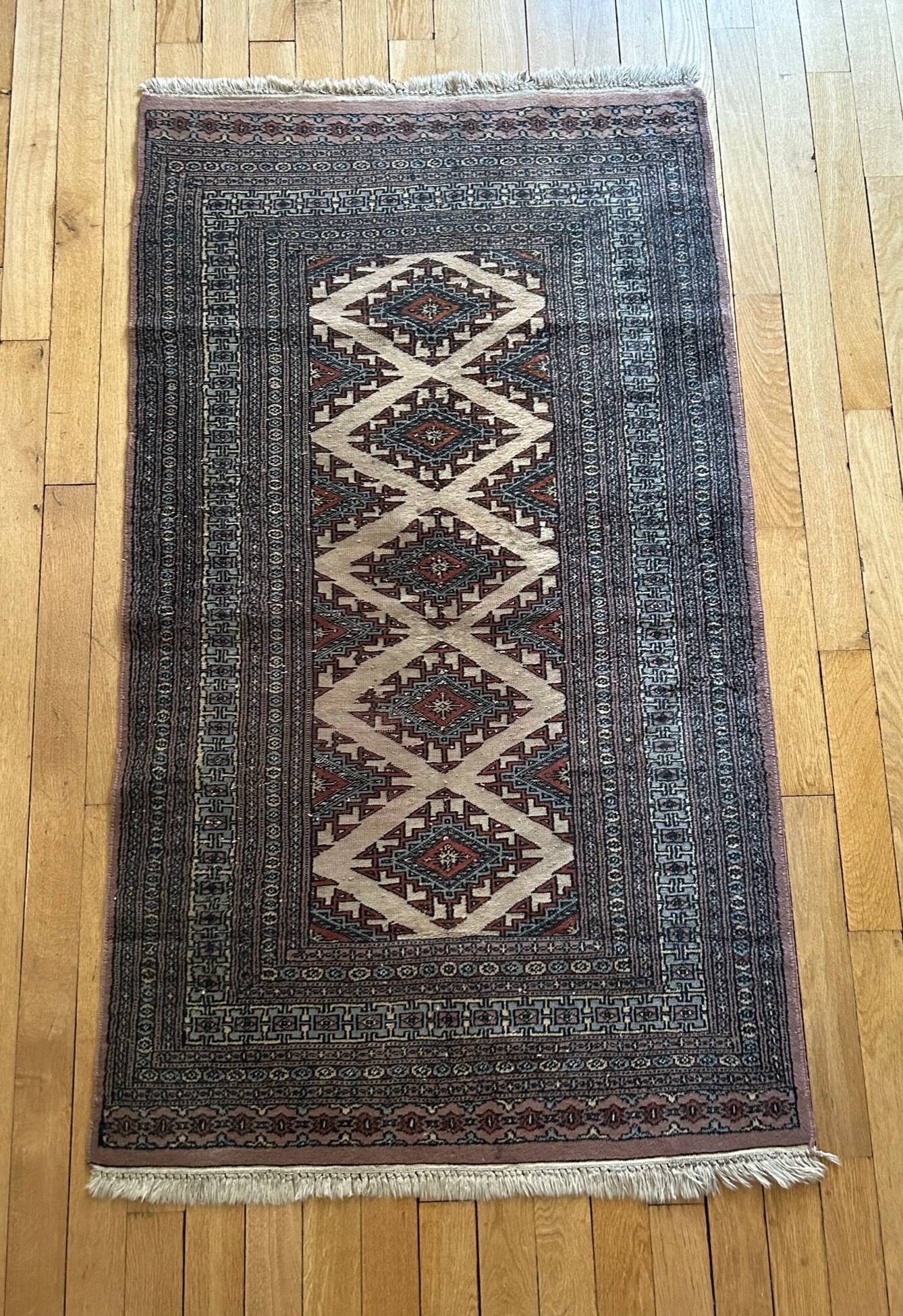 vintage oriental rug 159/94cm