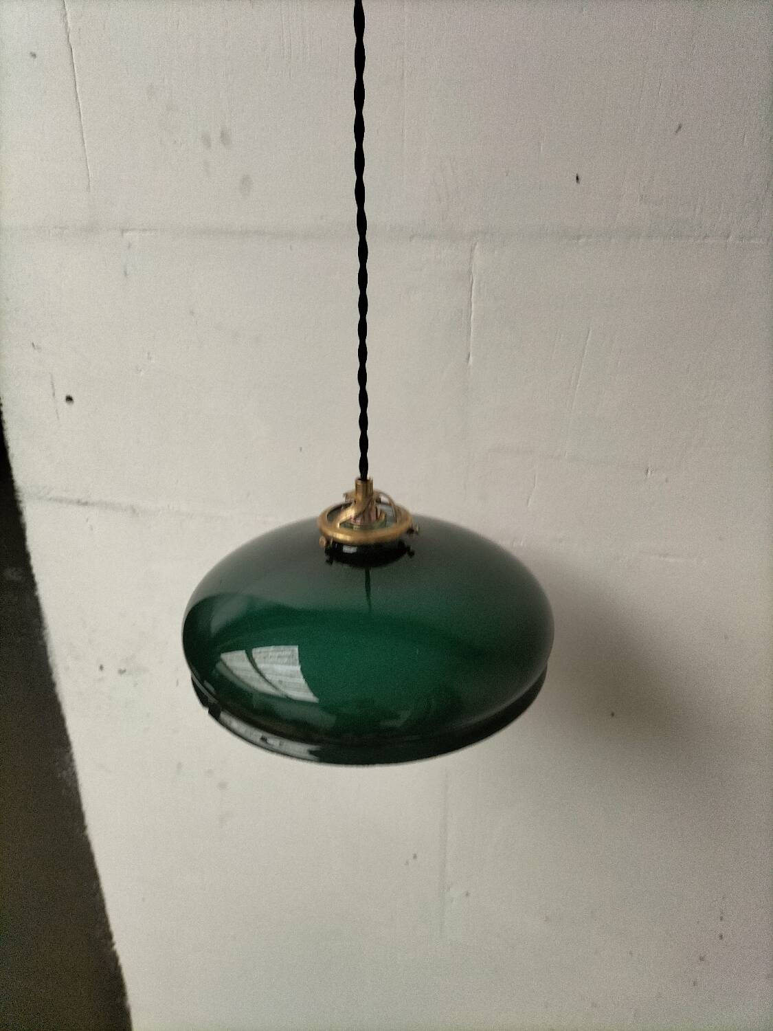 Green opaline suspension
