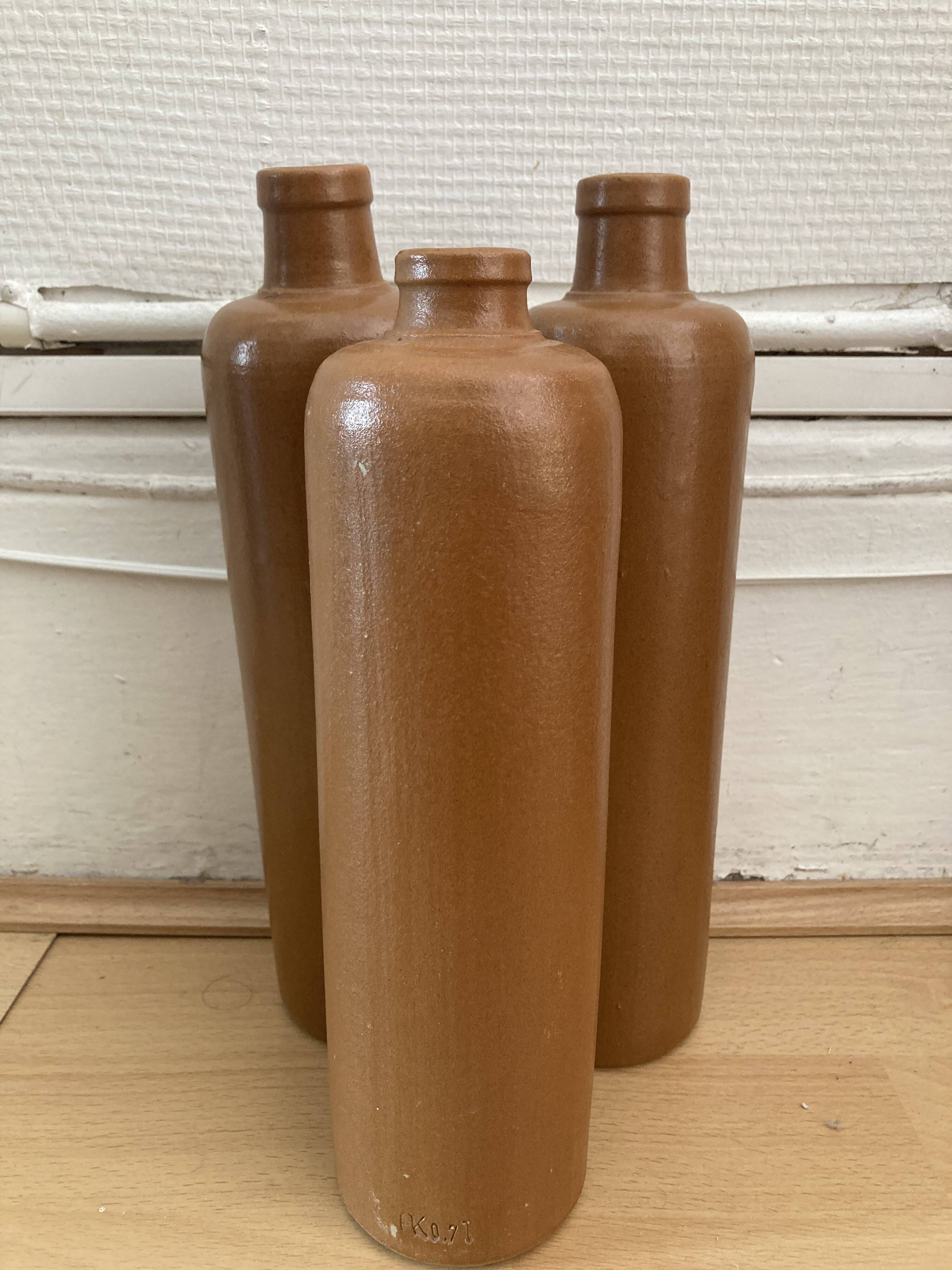 Set of 3 ceramic bottle vases