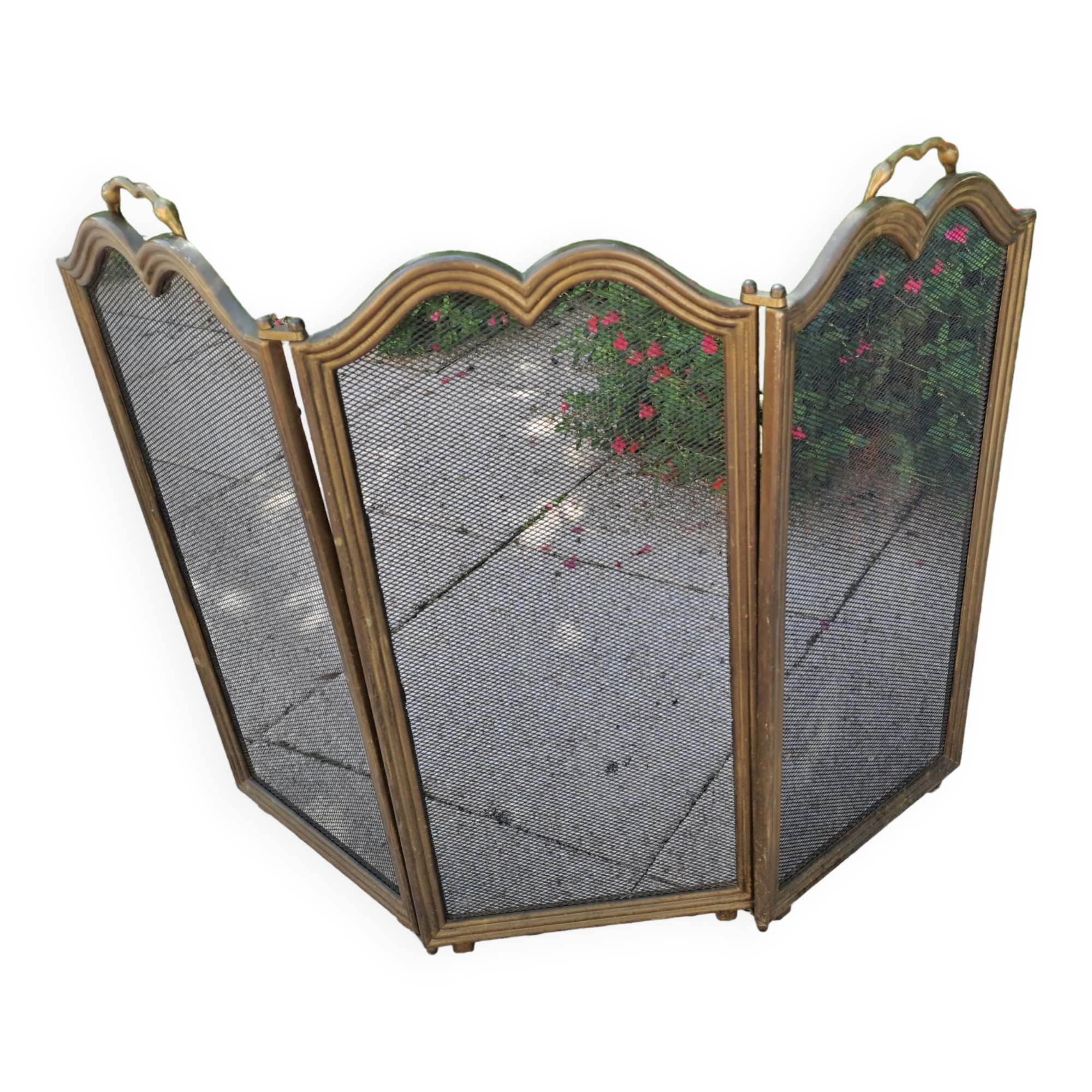 Brass fireplace screen