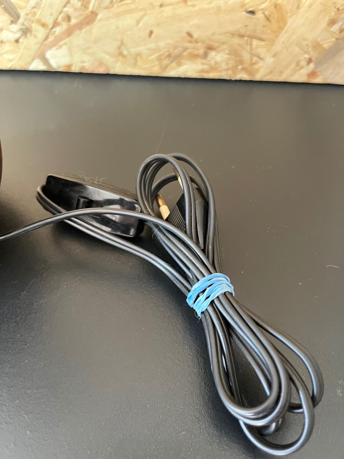 Small model wooden ball lamp with molded glass tulip