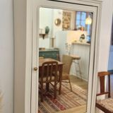 Parisian hosiery cabinet