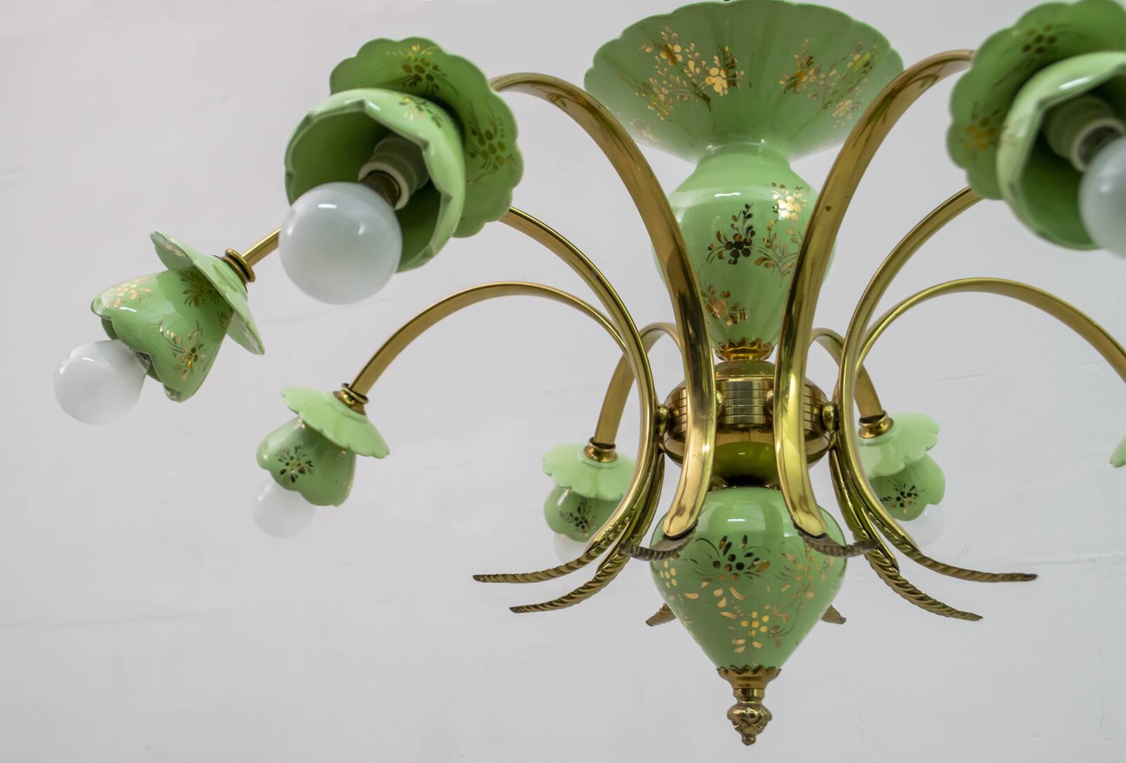 Neoclassical Style 8-Iight Italian Porcelain and Brass Chandelier, 1960s