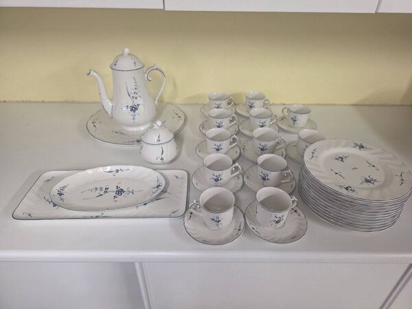 Service Villeroy & Boch ''Vieux Luxembourg'' - 42 pièces - Parfait état