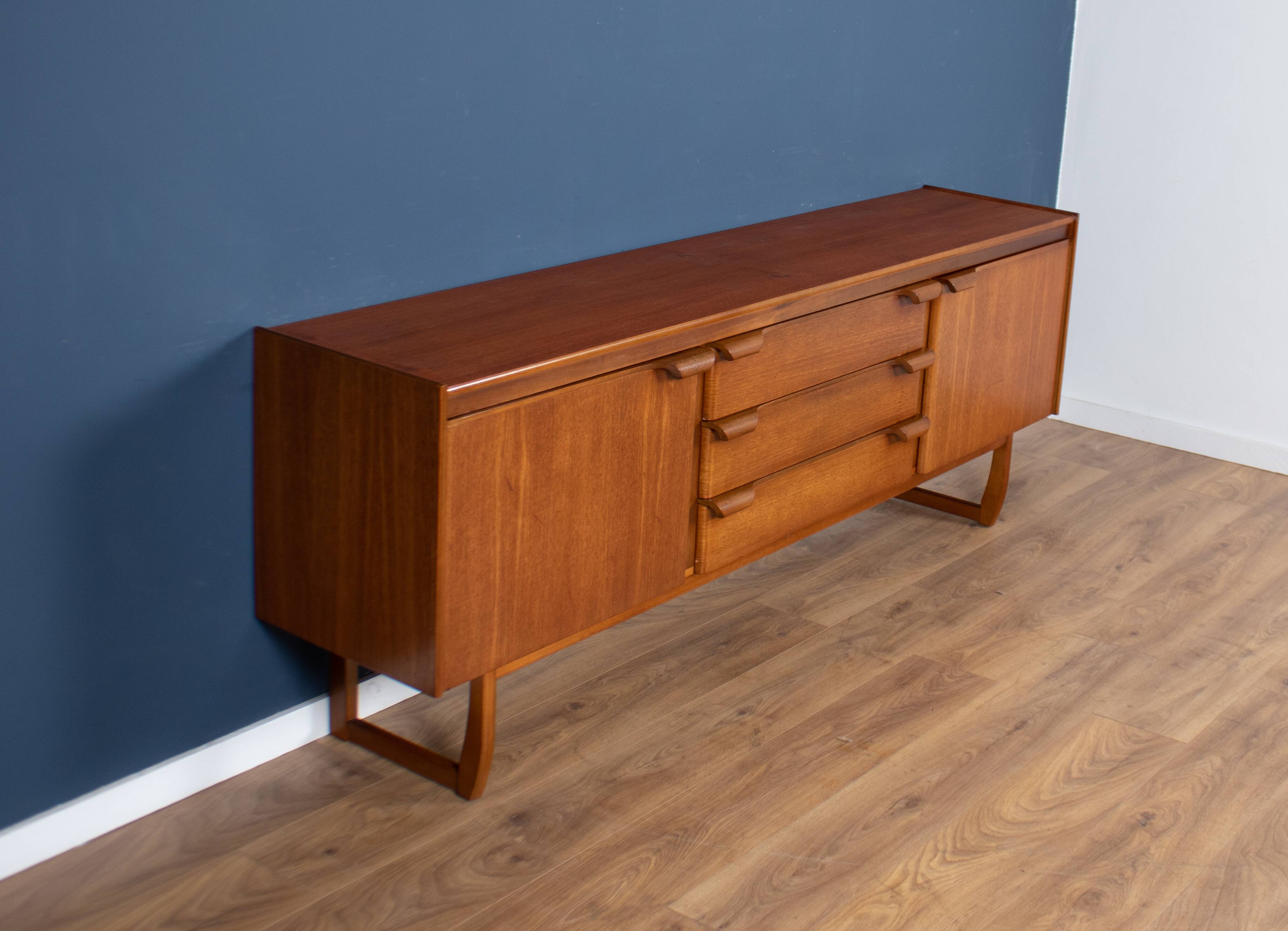Buffet rétro en teck des années 1960 William & Lawrence Mid Century