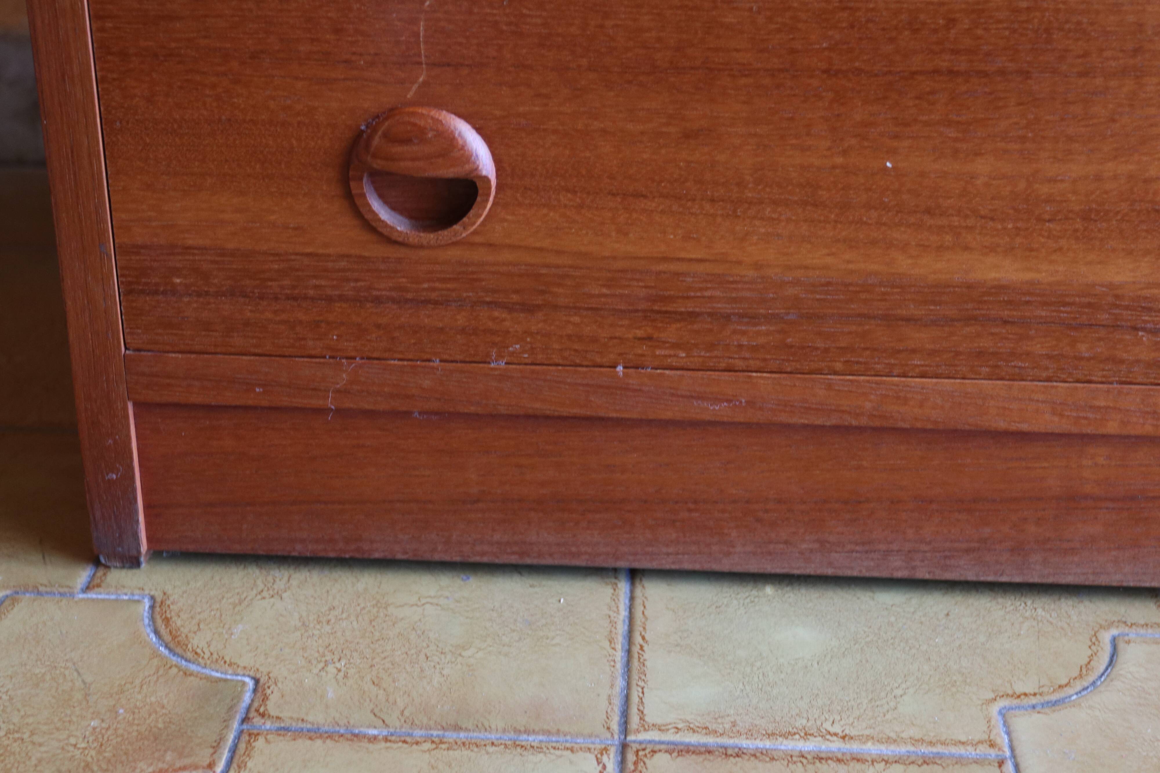 Teak veneer chest of drawers