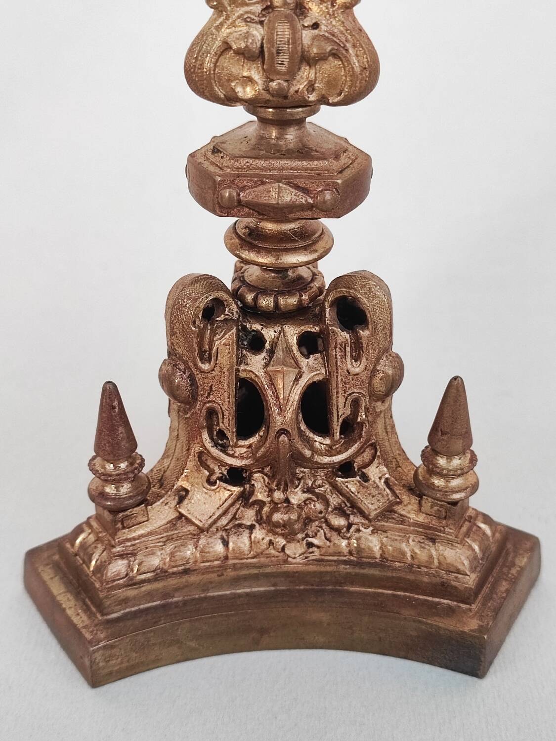 Paire de chandeliers en bronze