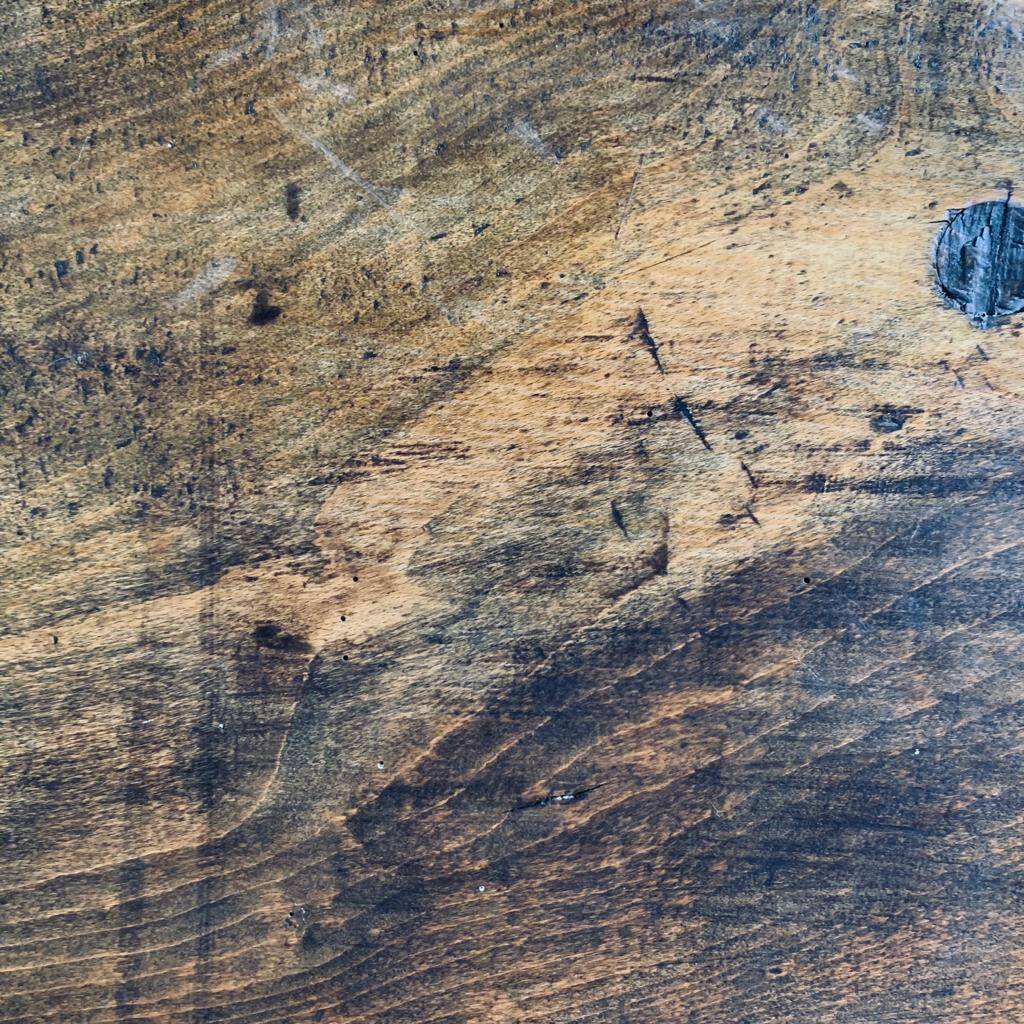 Table basse brutaliste