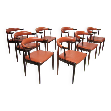 Huit chaises danoises « Modèle 12 » en corne de vache et palissandre par Johannes Andersen