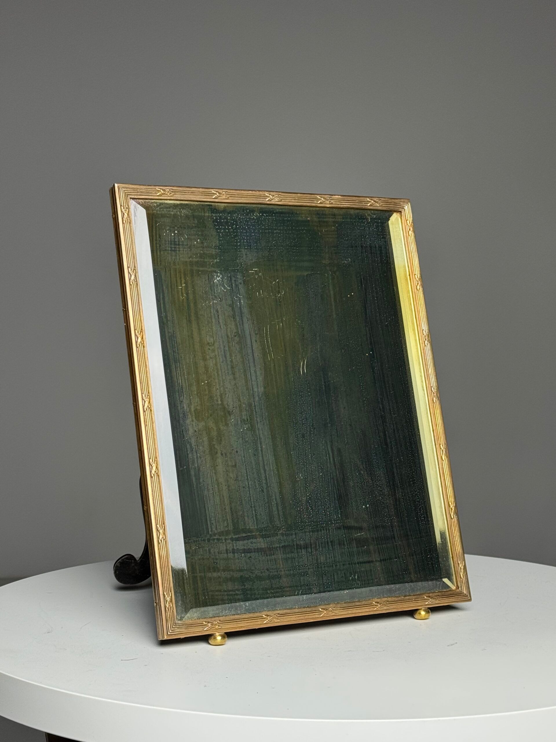 Mid-century make-up mirror