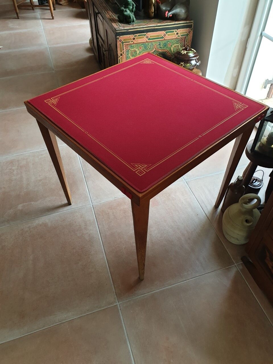 60s gaming table