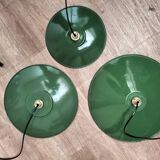 3 enamelled sheet metal suspensions