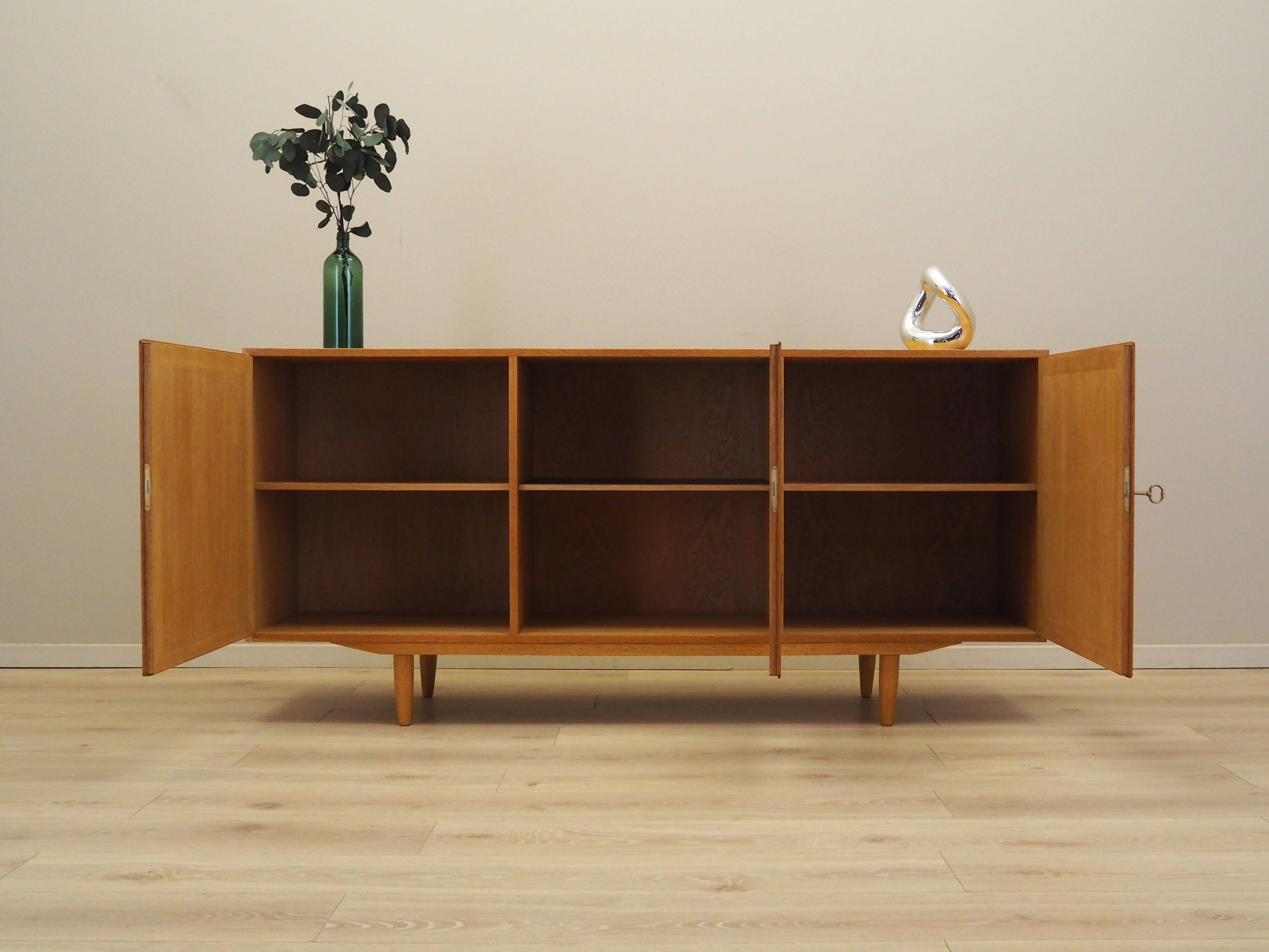 Ash sideboard, Danish design, 1970s, designer: Carlo Jensen, production: Hu