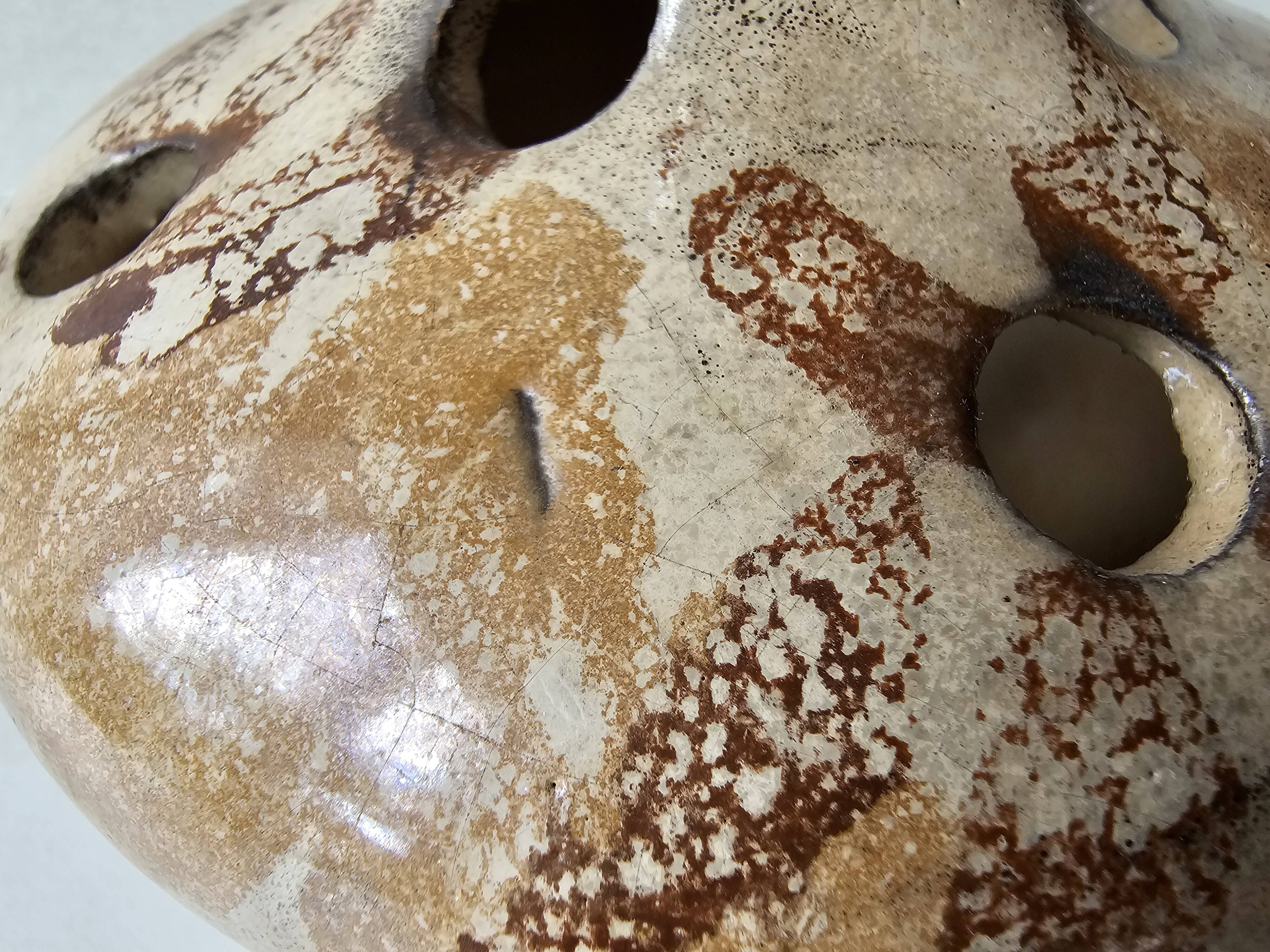 Ceramic flower vase Signed La Roue (Vallauris)