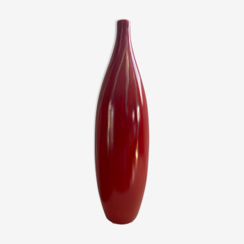 Vase haut rouge avec effet zebrure irisée