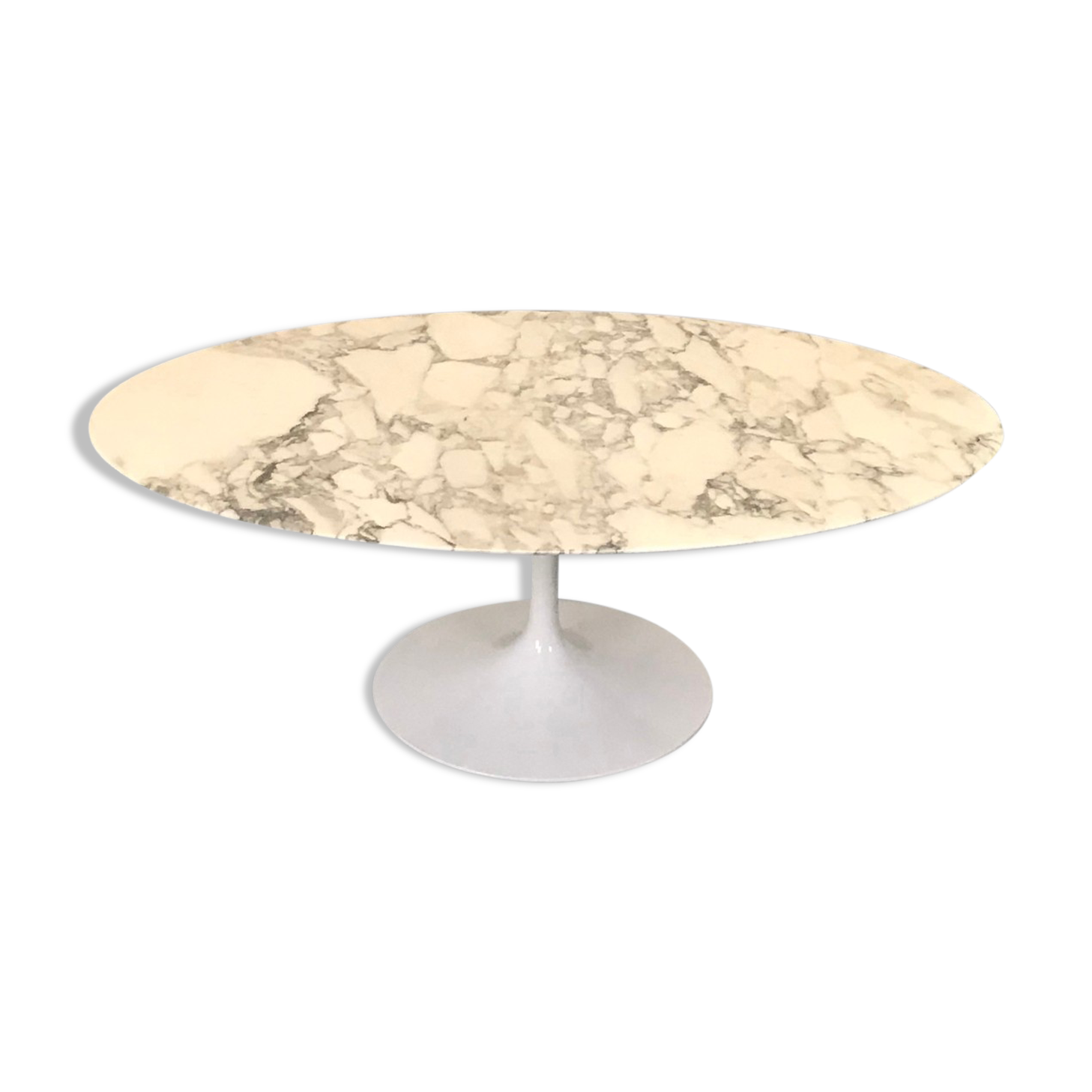 Tulip oval arabescato marble coffee table by Eero Saarinen for Knoll International 1990s
