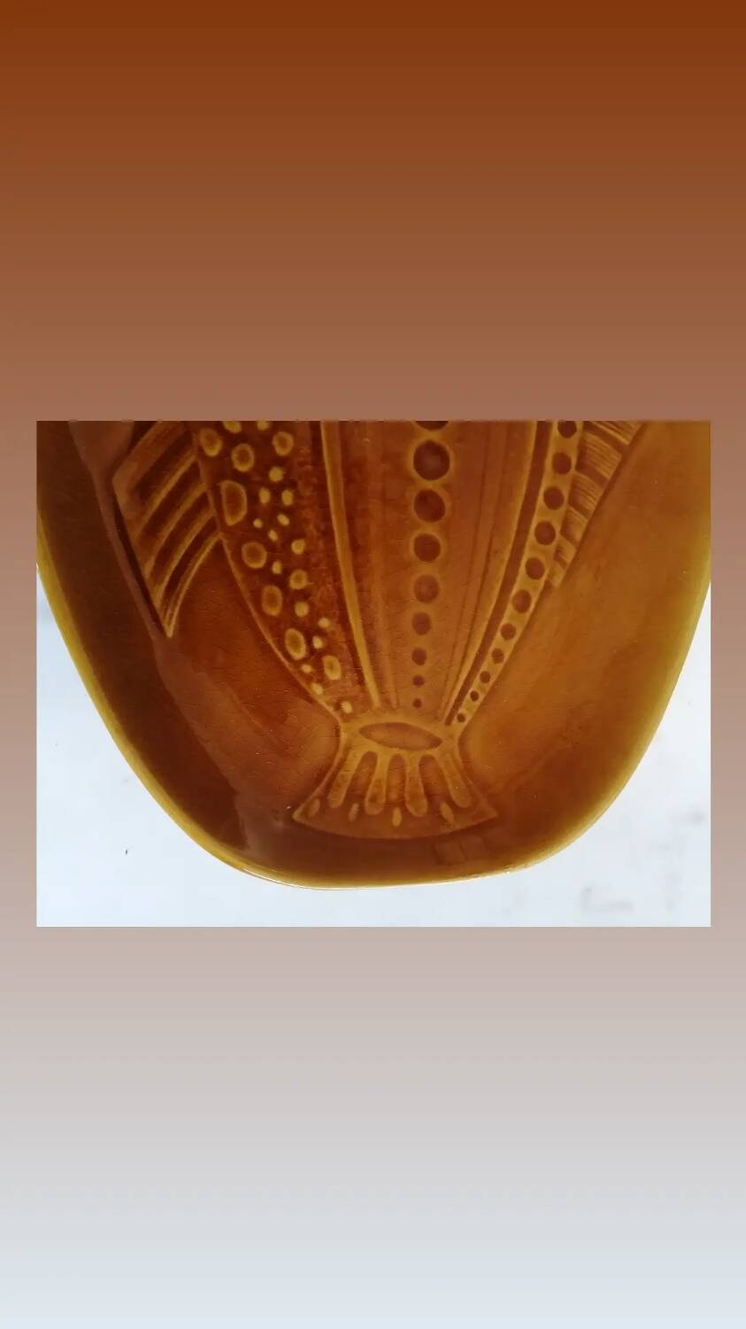 Longchamp dish by Picault