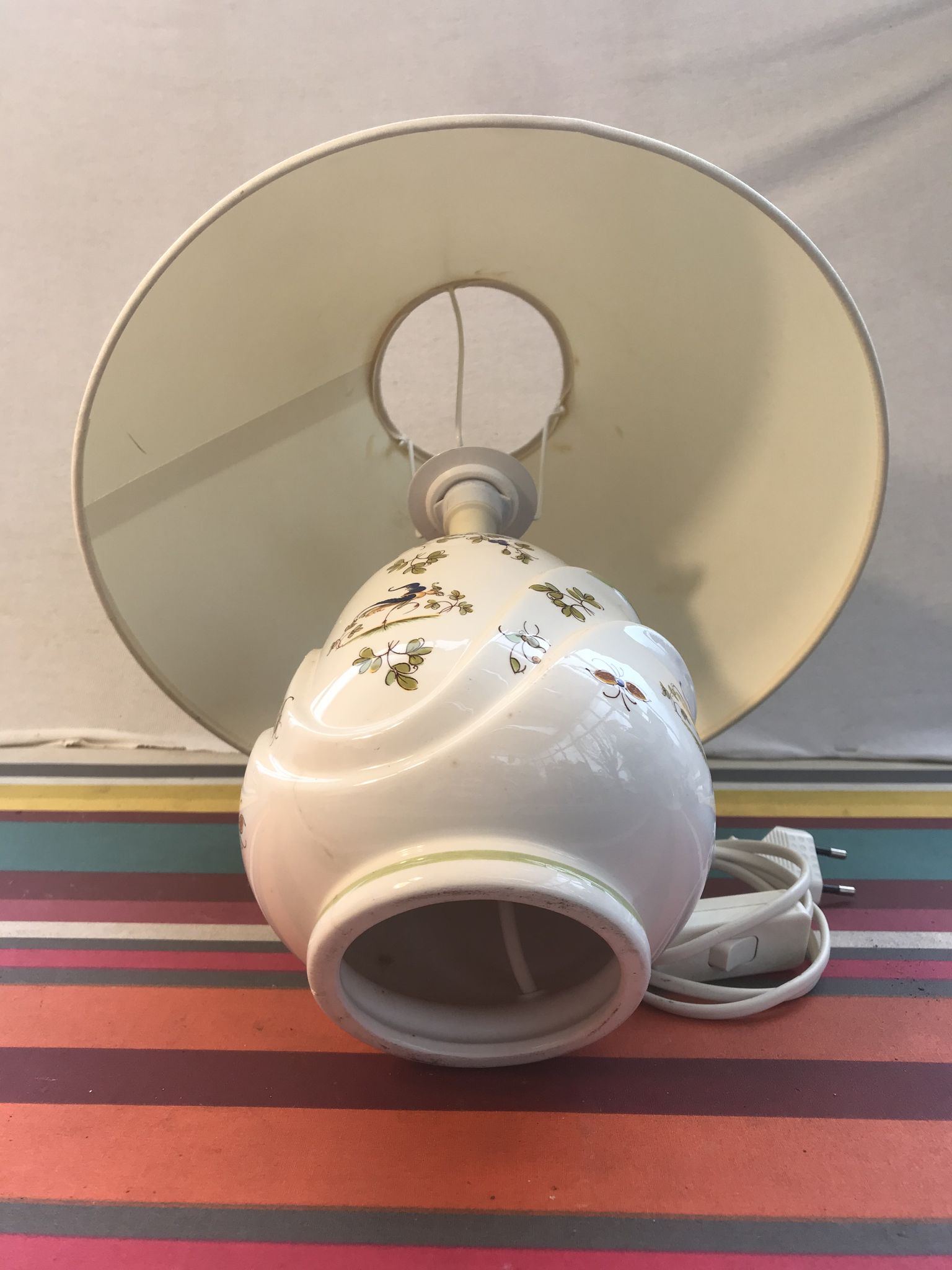 Old Moustiers ceramic lamp with white lamp shade
