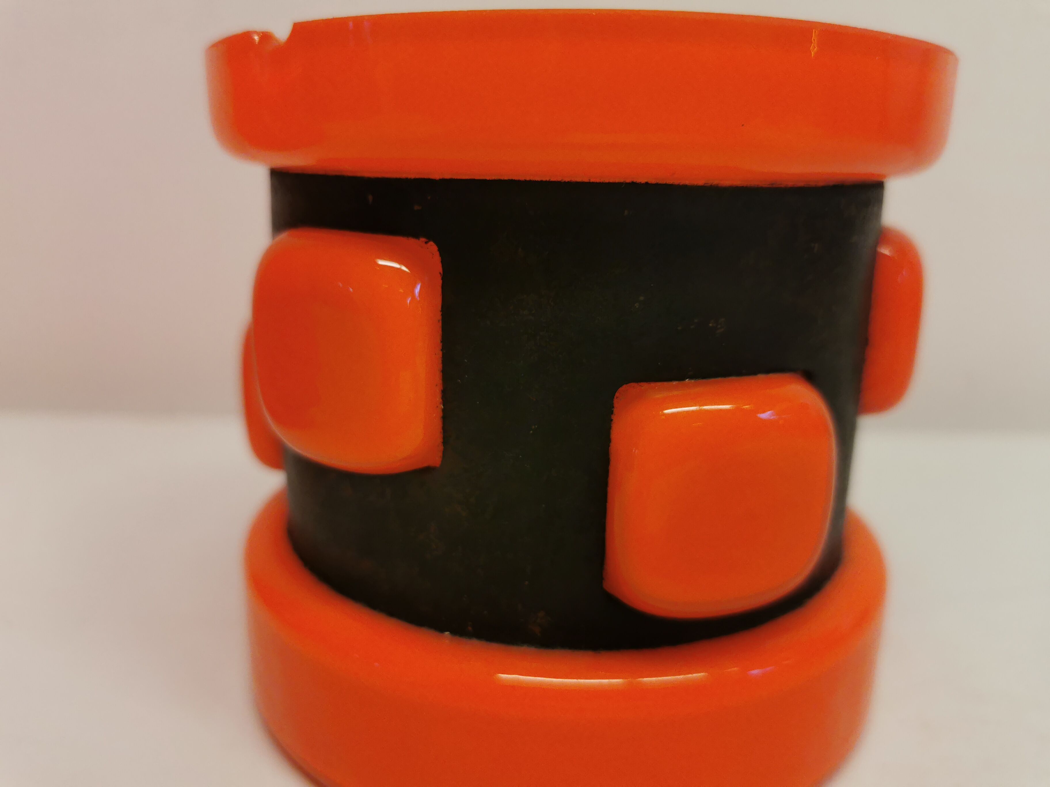 Table lamp, made in red double layer glass with metal details. estimated from the 1960s