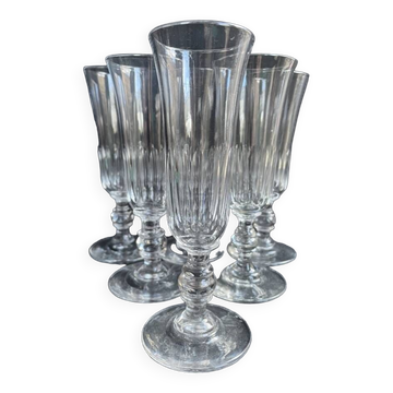 6 Flûtes à champagne – Baccarat/Saint Louis - Cristal taillé - XIXème
