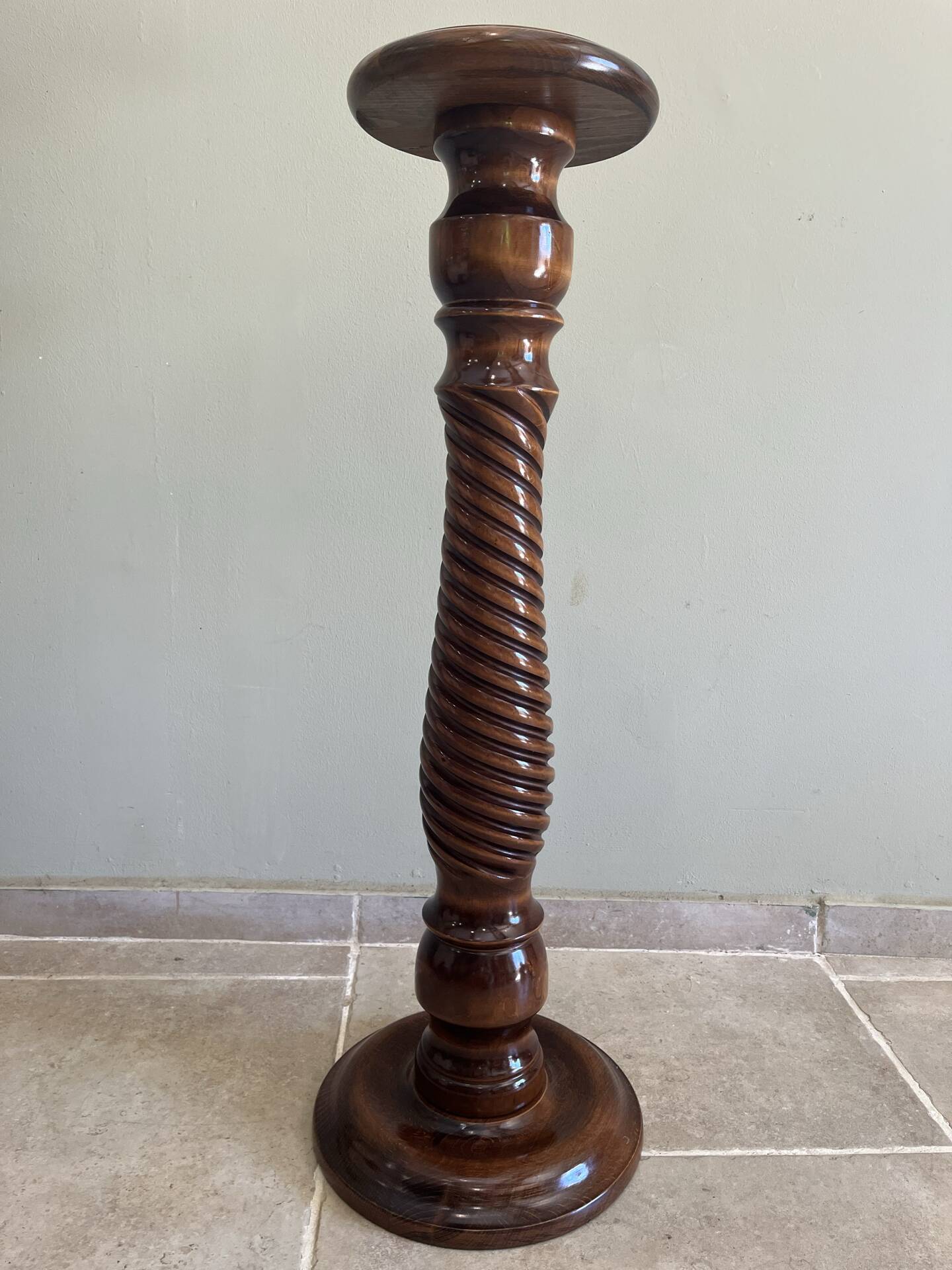 Twisted wooden stool