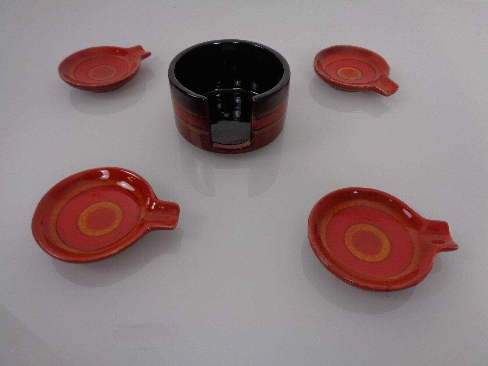 Pop Art Ceramic Ashtrays by Romolo Verzolini for Questa Maiolica, Italy, 1970s, Set of 5