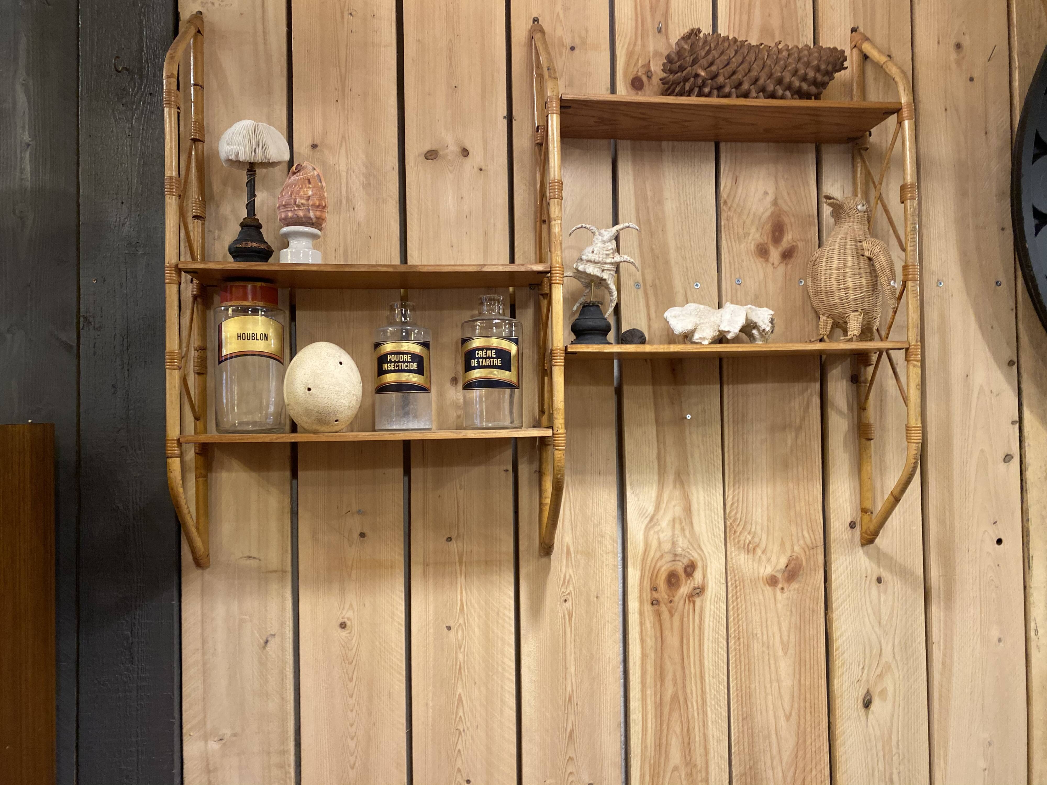 Double shelves murale rattan 1960