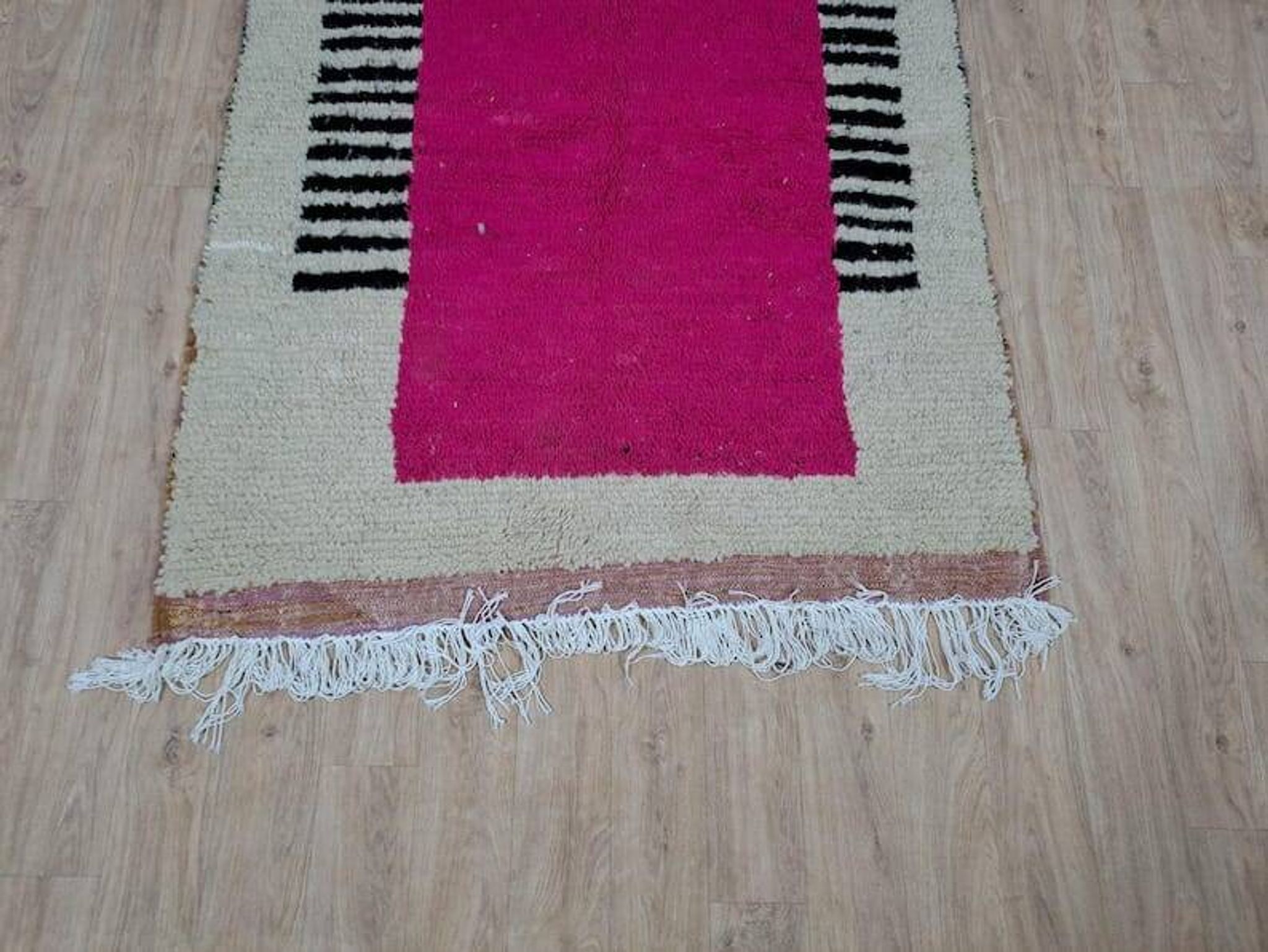 Handmade Berber rug size 200 x 300 cm