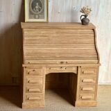 Renovated antique oak cylinder desk – original key