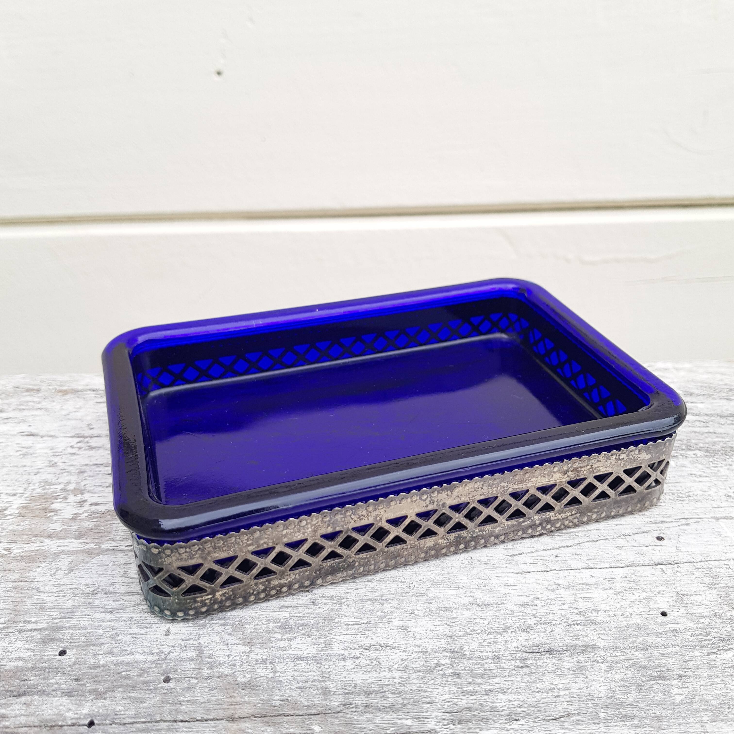 Empty pocket art deco