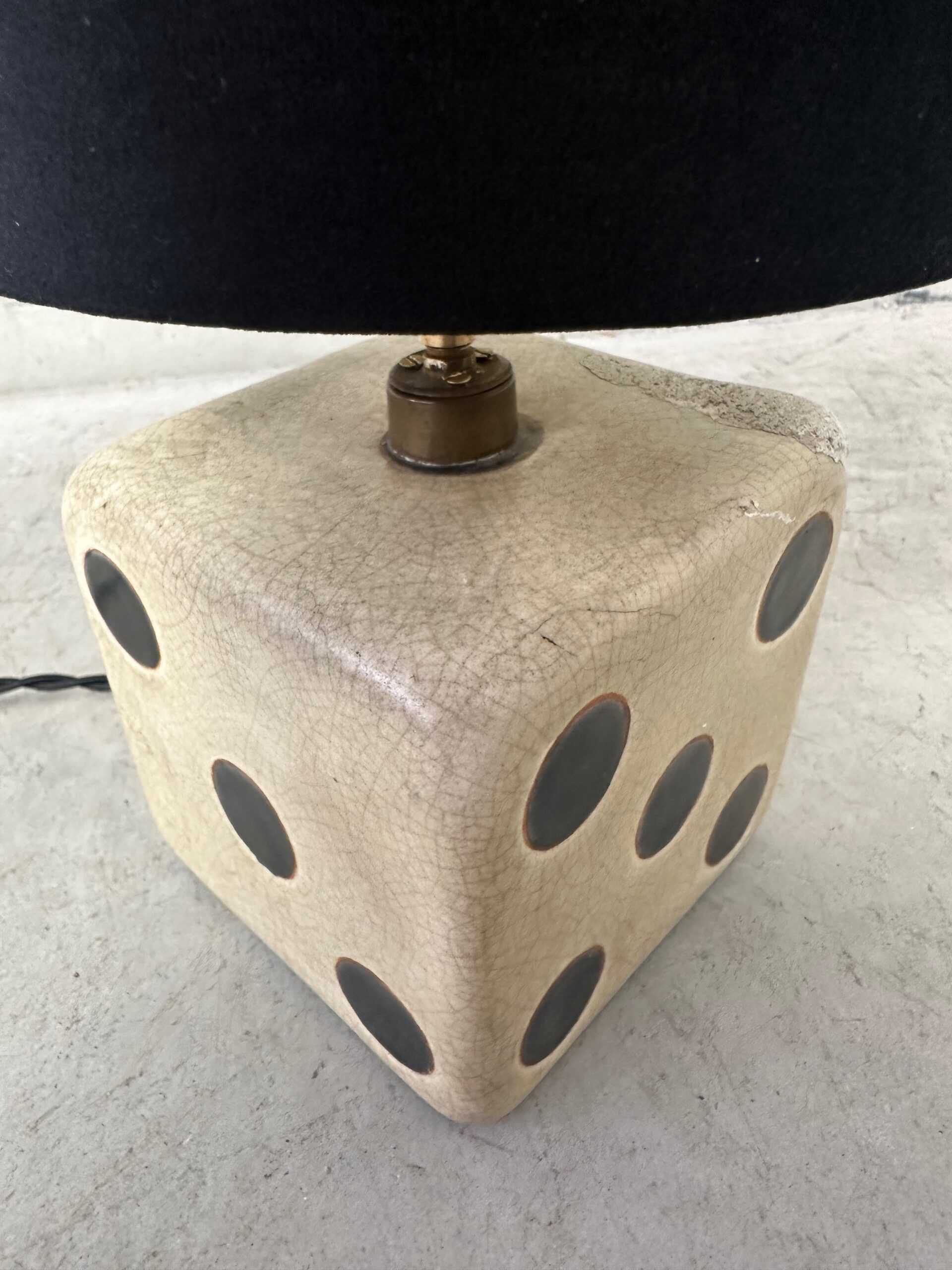 Vintage lamp – Ceramics of Brussels