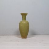 Modern mid-century vase by Rörstrand, designed by Gunnar Nylund, Sweden, 1950s.