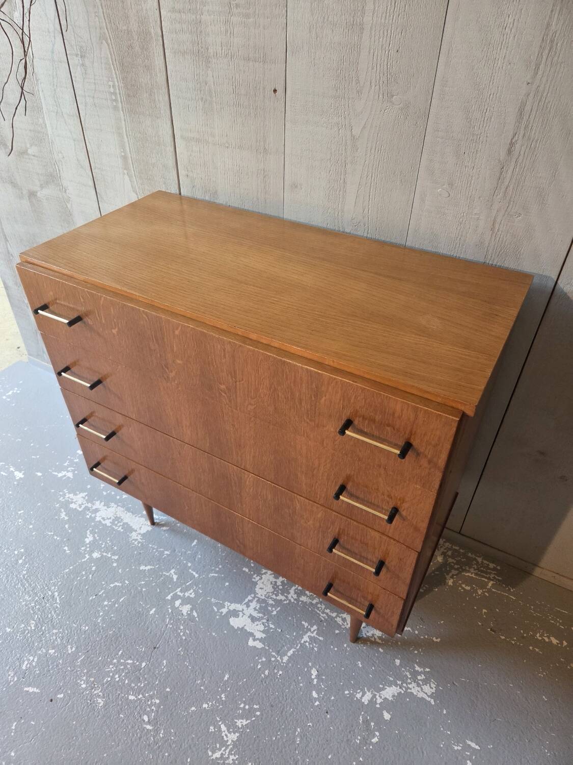 Vintage chest of drawers