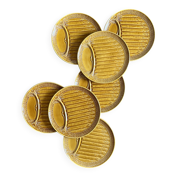Set of 7 vintage asparagus plates