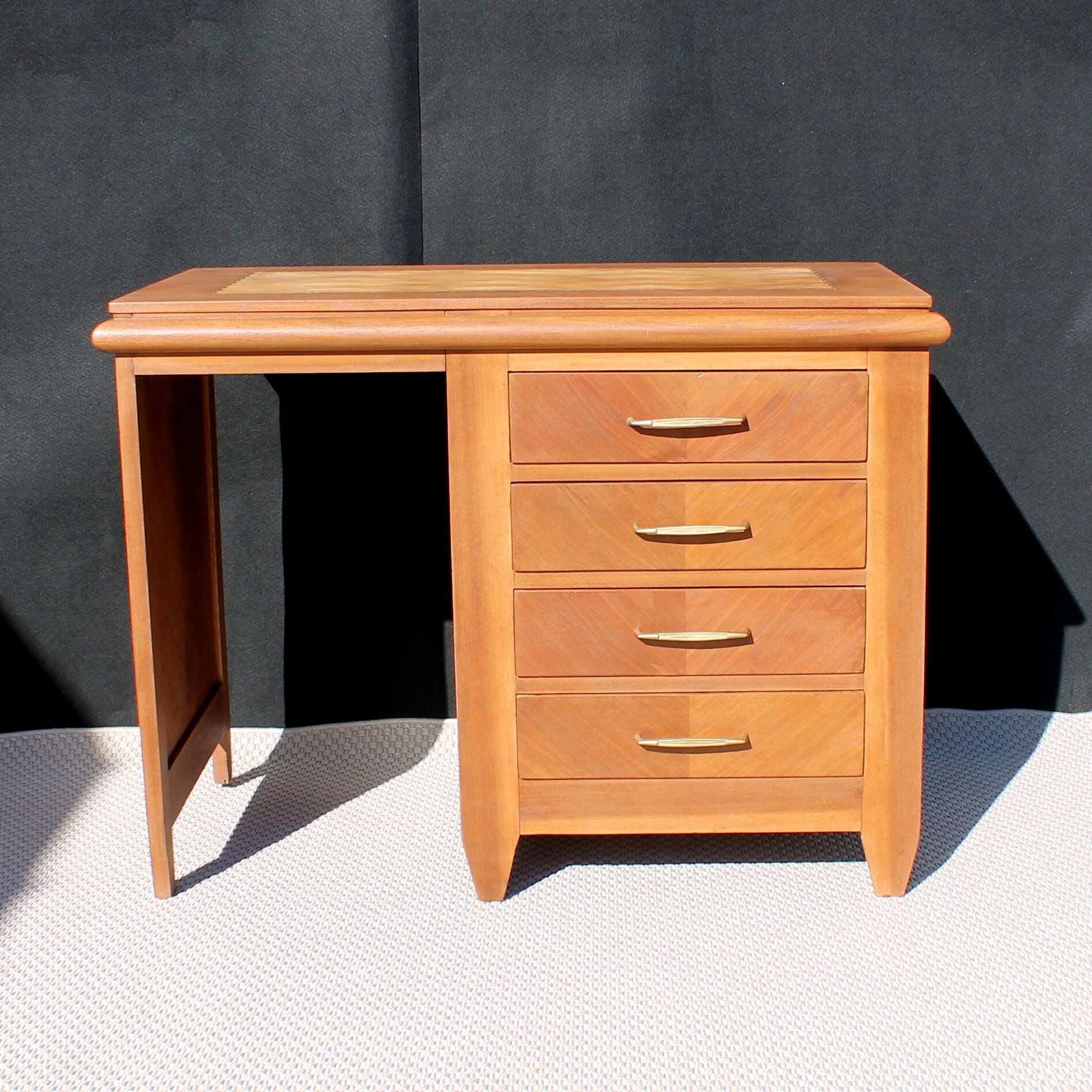 Small vintage desk in sapelli wood.