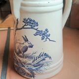 “Rabbit” pitcher